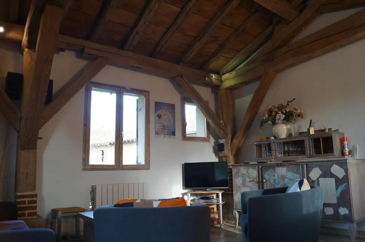 Holiday home Gite De La Jument Grise Lescheroux